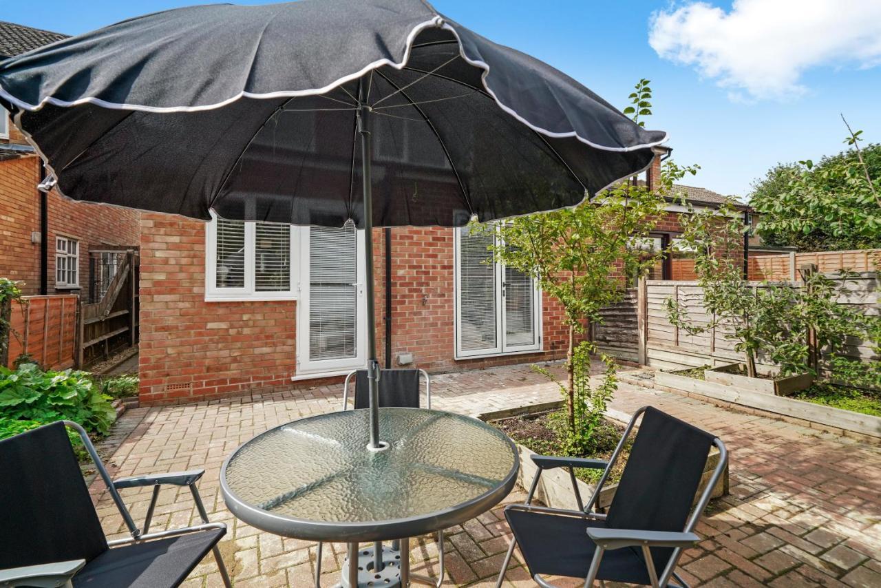 Апартаменти Boutique Heathrow Studio'S - Parking - Garden Harmondsworth Екстер'єр фото